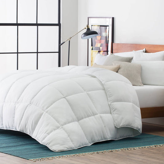 LUCID Down Alternative Comforter - Hypoallergenic - All Season - 400 GSM - Ultra Soft and Cozy - 8 Duvet Loops - Box Stitched - 3 Year Warranty - Machine Washable - Oversized Queen - White Heavy Warmth