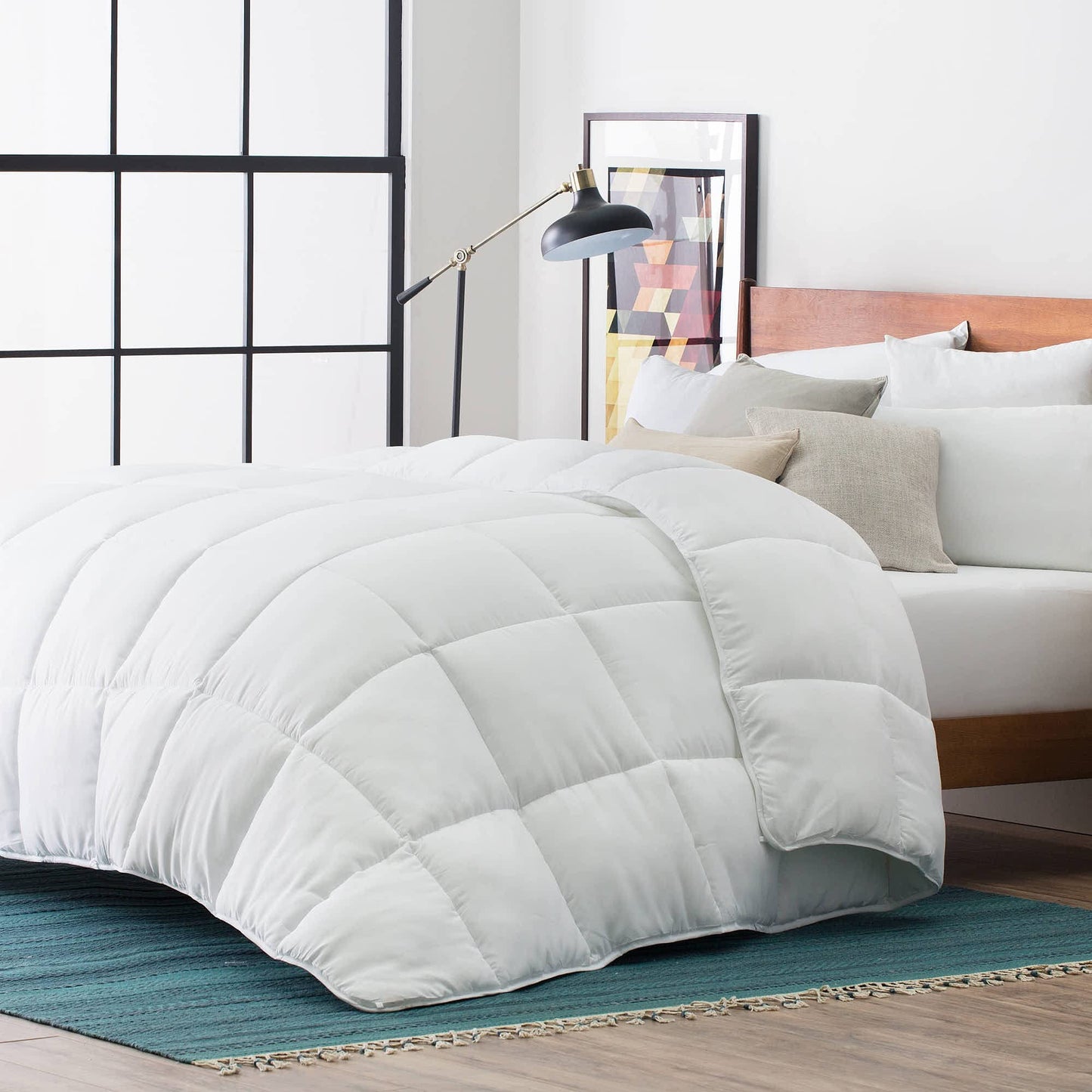 LUCID Down Alternative Comforter - Hypoallergenic - All Season - 400 GSM - Ultra Soft and Cozy - 8 Duvet Loops - Box Stitched - 3 Year Warranty - Machine Washable - Oversized King - White Heavy Warmth