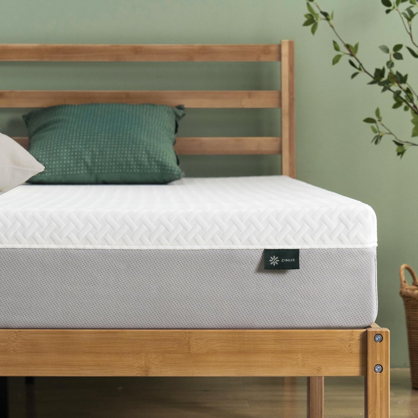 ZINUS 8 Inch Green Tea Essential Memory Foam Mattress [New Version], Full, Fiberglass Free, Medium Feel, Breathable Airflow Memory Foam, Certified Safe Foams & Fabric, Mattress in A Box White 8" Green Tea New Small Box