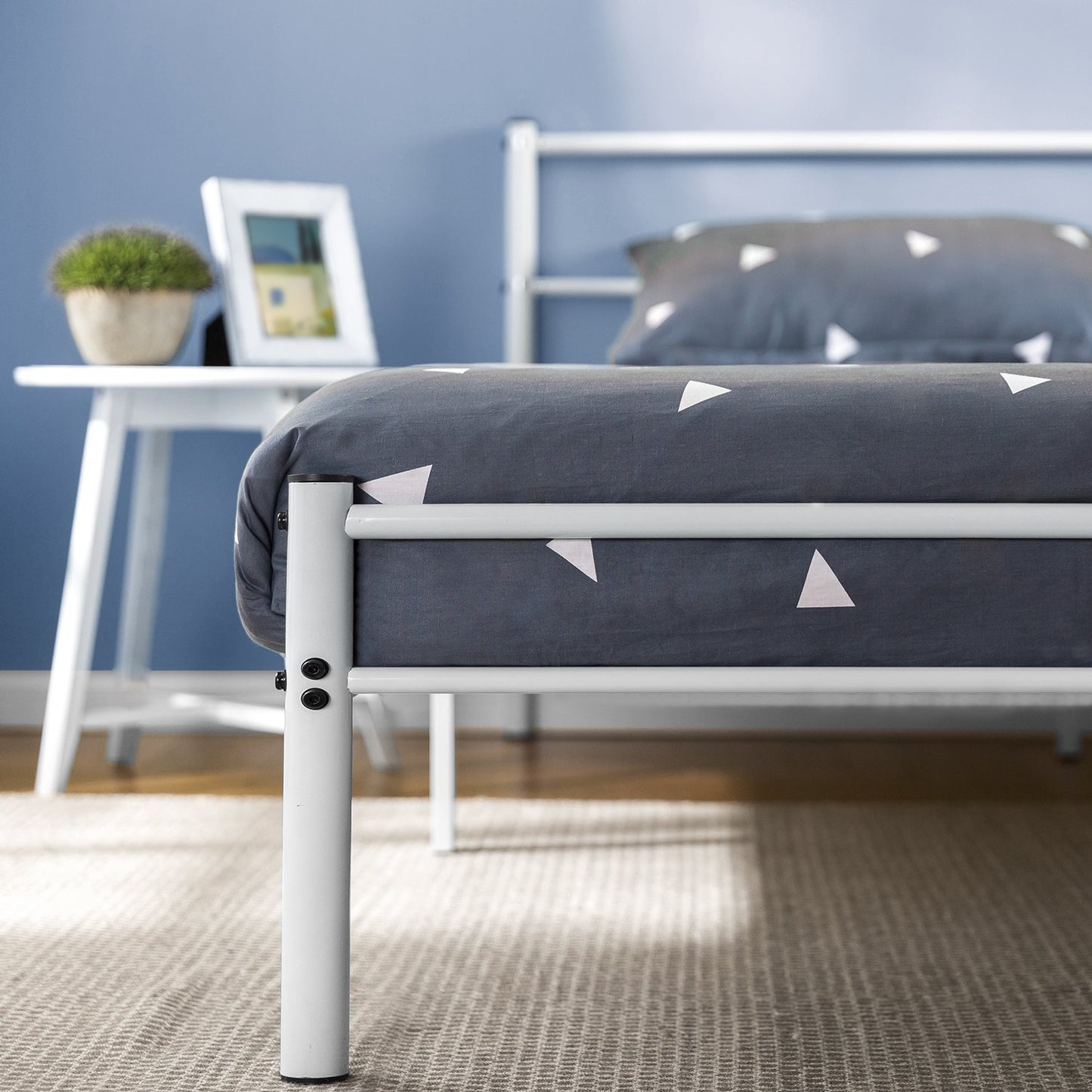 Zinus Queen Bed Frame - Geraldine 12 inch White Metal Platform Bed Frame with Headboard – No Box Spring Needed, Under Bed Storage Space, Easy Assembly, Durable Steel Slat Support, Queen Size Traditional