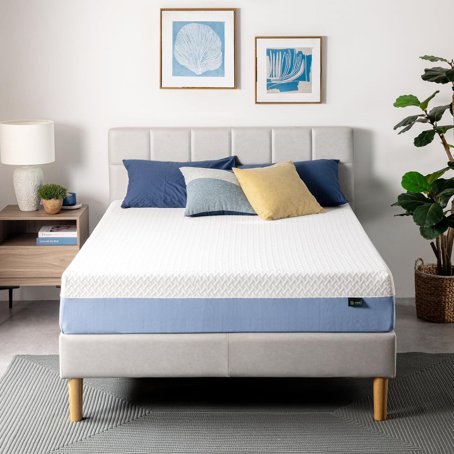 ZINUS 10 Inch Cooling Essential Memory Foam Mattress [New Version], King, Fiberglass Free, Medium Feel, Cooling Airflow Memory Foam, Certified Safe Foams & Fabric, Mattress in A Box White 10" Cooling New Small Box