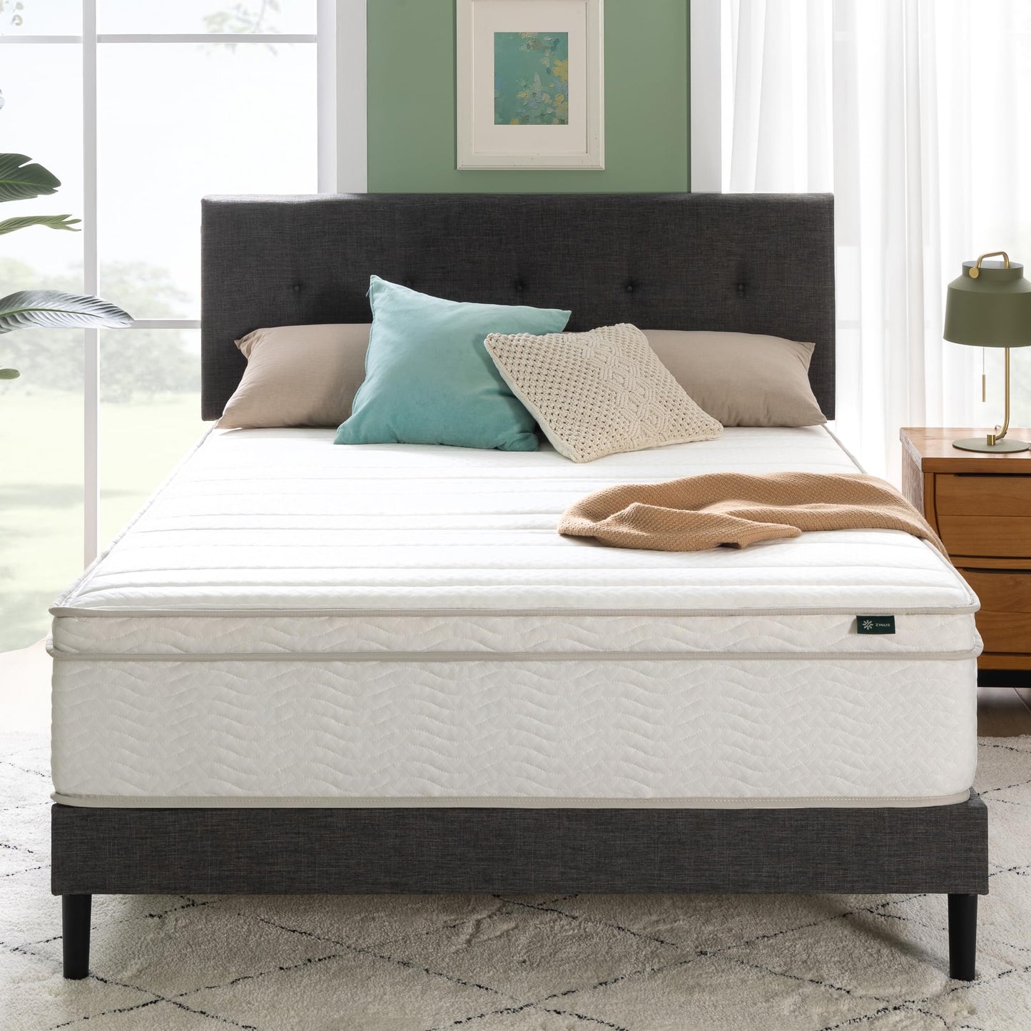 ZINUS 12 Inch Foam and Spring Hybrid Mattress [New Version], King, Fiberglass Free, Medium Firmness, Durable Support, Certified Safe Foams & Fabric, Mattress in A Box White 12" New Small Box