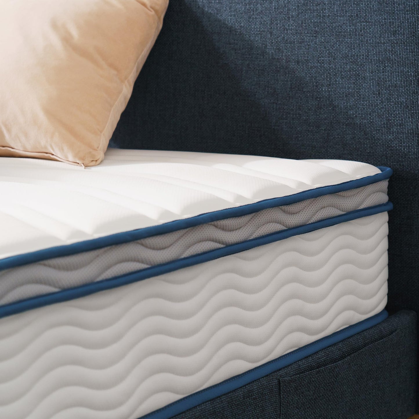 Zinus Full Mattress - 6 Inch Foam & Spring Hybrid Mattress, Affordable Mattress, CertiPUR-US Certified Foam, Mattress in a Box, 10-Year Warranty, Full Size 6" Hybrid New Small Box